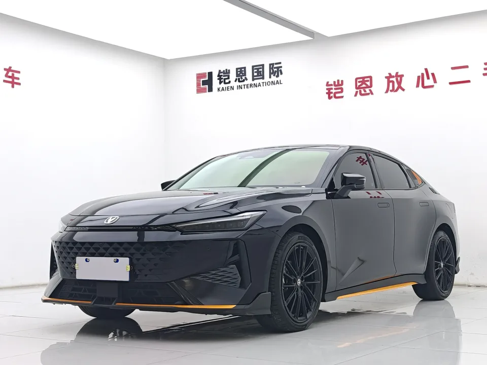 Changan UNI-V 2025