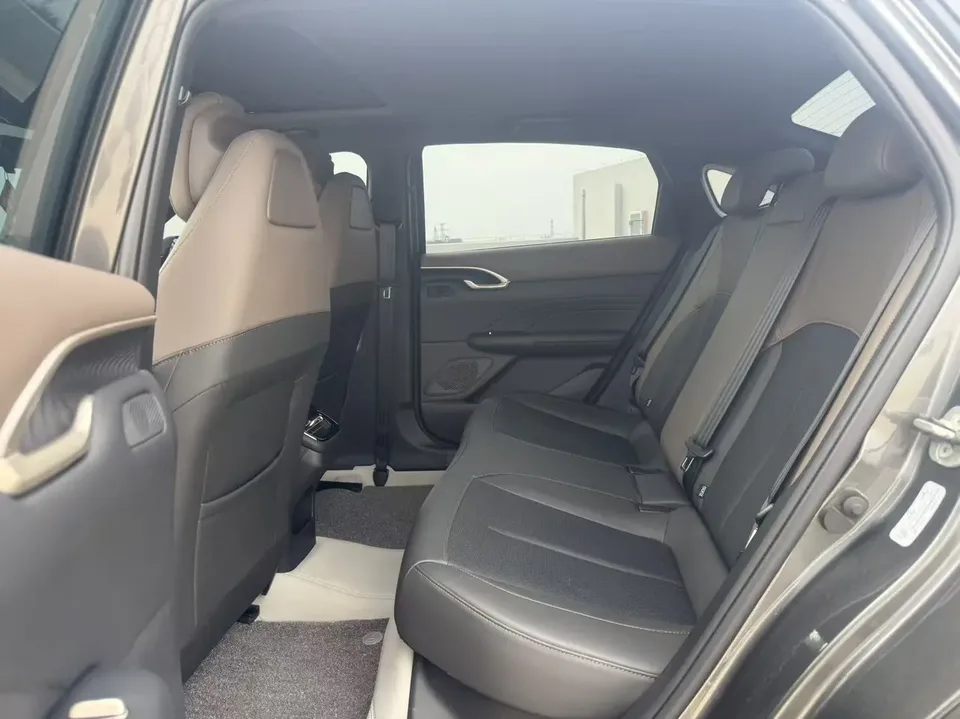 Changan Escape 1.5T DCT 500Bar Premium Edition 2025 — миниатюра 3