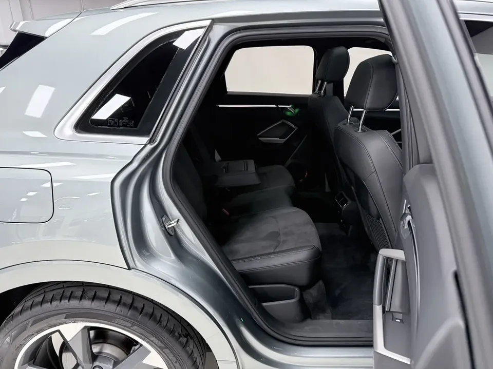 Audi Q3 Audi Q3 2022 35 TFSI Fashionable and Dynamic 2022 — миниатюра 5