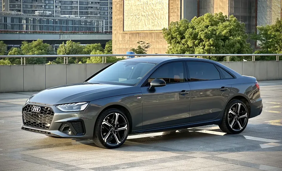 Audi a4 l 2024