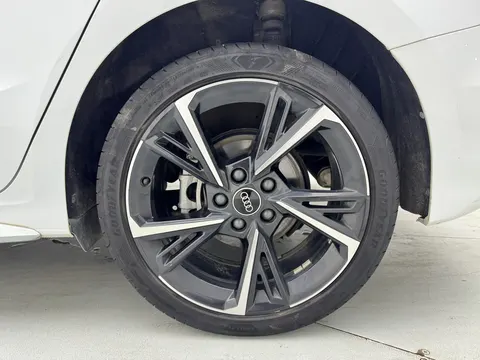 Audi A3 2023 купить в Москве