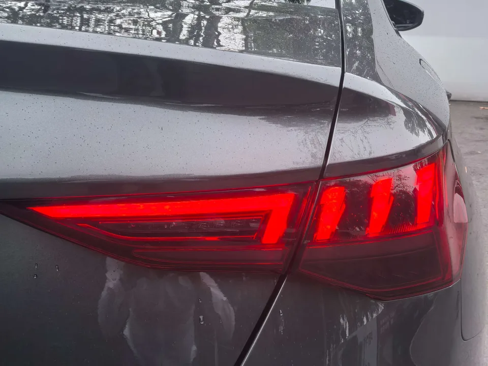 Audi A3 A3L Limousine 35 TFSI Fashion Sports 2022 — миниатюра 3