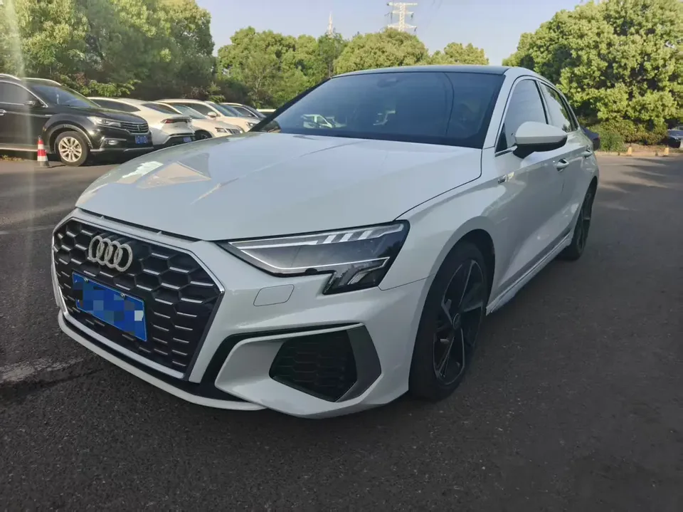 Audi A3 Sportback 35 TFSI stylish and sporty 2022 — фото 1, купить с доставкой в Москву