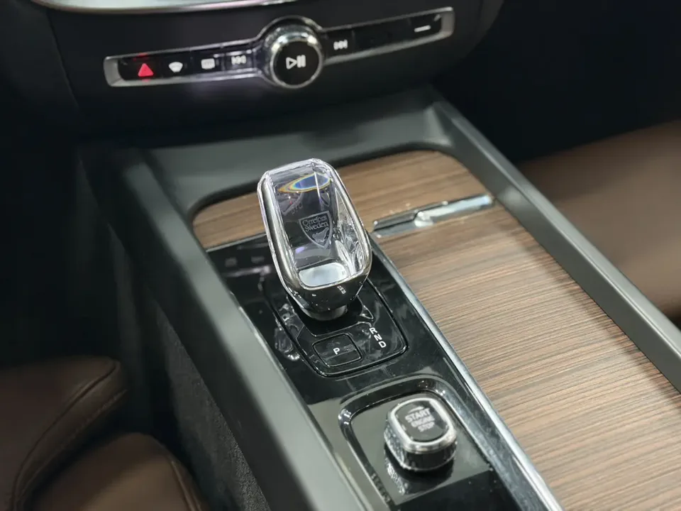 Volvo S60 Volvo S60 2023 B4 Zhiyuan Luxury Edition 2023 — миниатюра 4