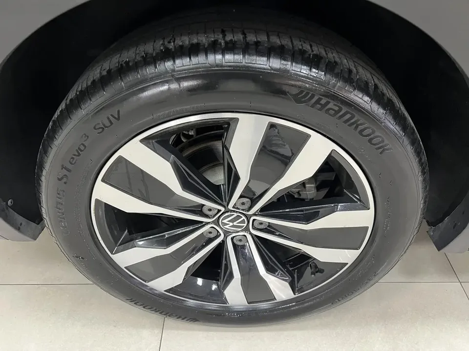 Volkswagen Tiguan L Tiguan L 2022 330TSI Automatic 2WD R-Line Enjoy Edition 2022 — миниатюра 3