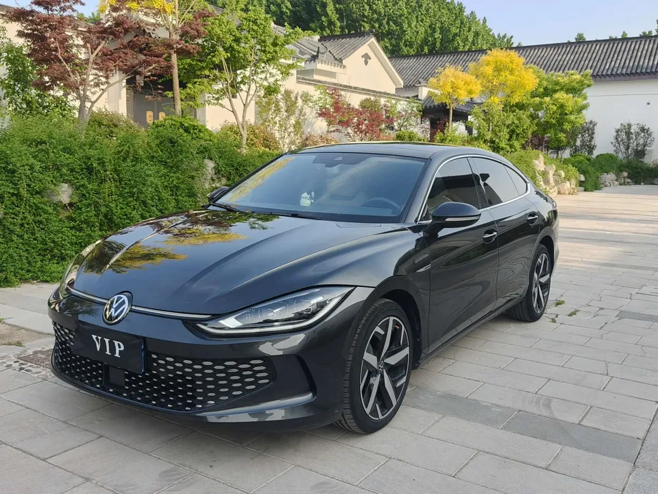 Volkswagen Lamando 2024 Lingdu Lingdu L 280TSI DSG Cool Edition 2024 — фото 1, купить с доставкой в Москву