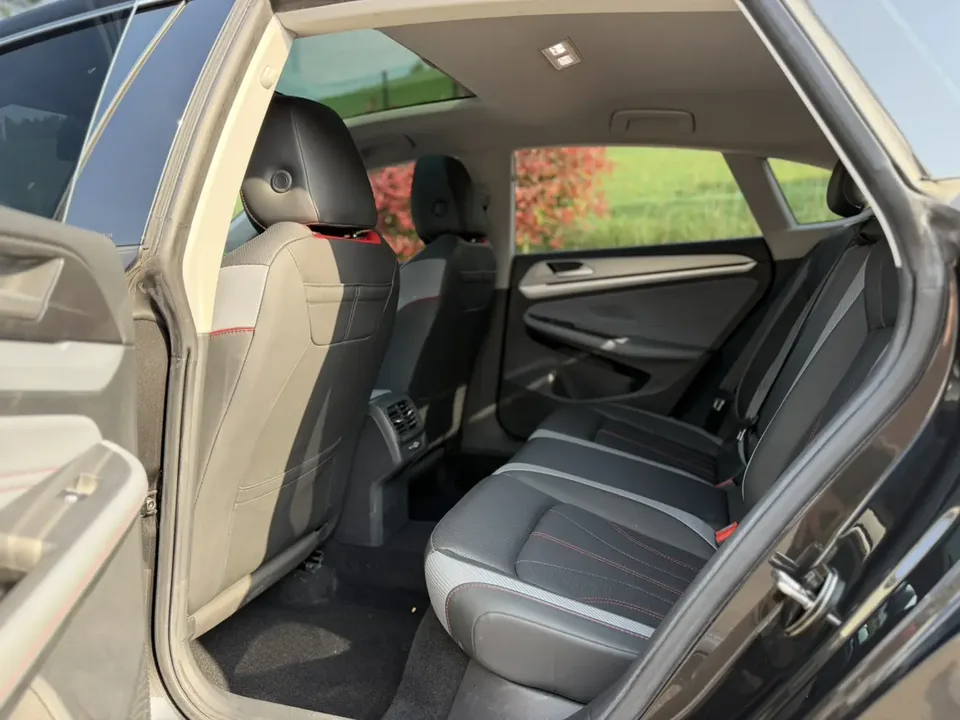 Volkswagen Lamando Lingdu Lingdu L 280TSI DSG Cool Edition 2022 — миниатюра 3