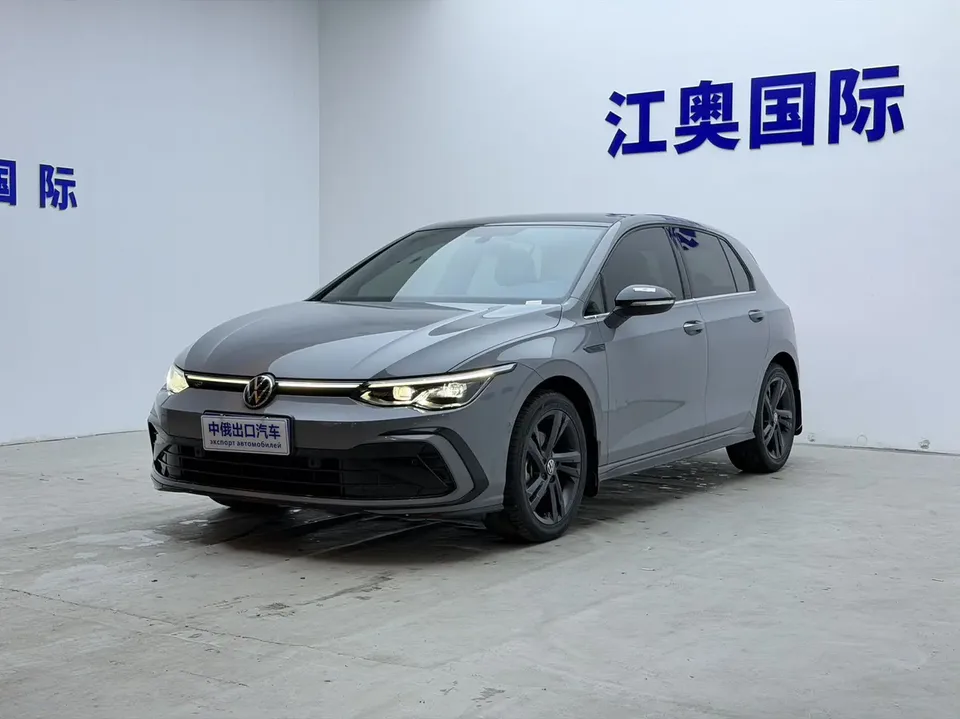Volkswagen Golf Golf 2023 280TSI DSG Pro 2023 — фото 1, купить с доставкой в Москву