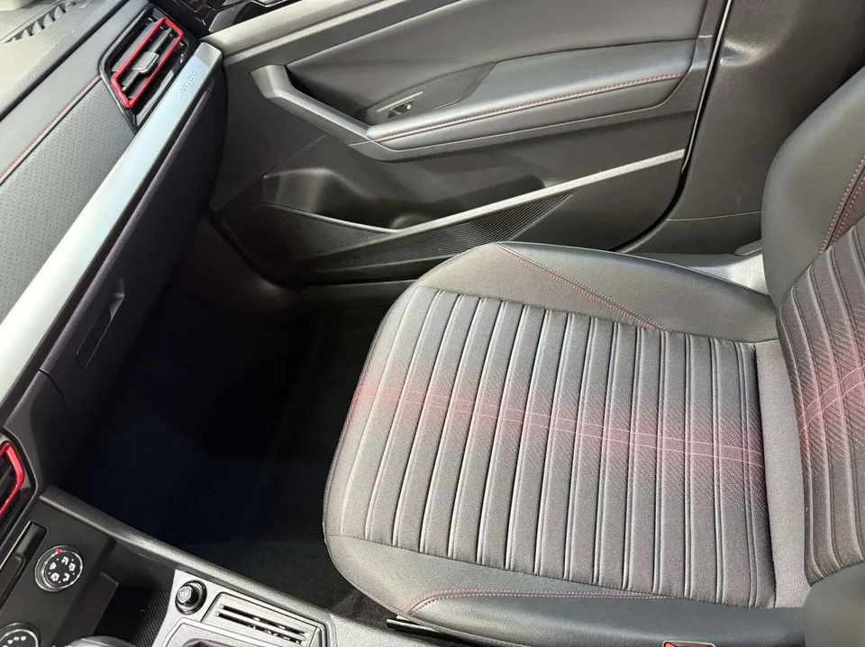 Volkswagen Lavida Lavida 2023 280TSI DSG Starry Sky Edition 2023 — миниатюра 3