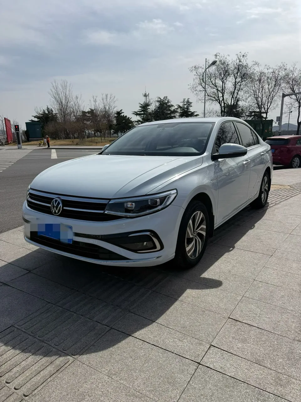Volkswagen Bora Bora 2023 200TSI DSG Smart Edition 2022 — миниатюра 2