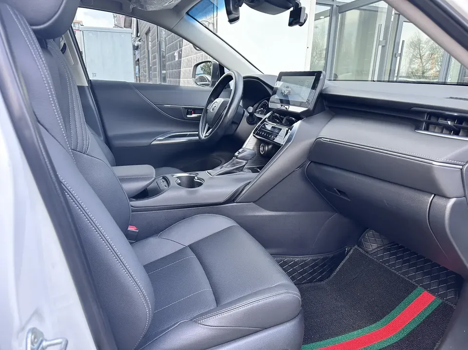 Toyota HARRIER 2.0L CVT 2WD Luxury Edition 2023 — миниатюра 5