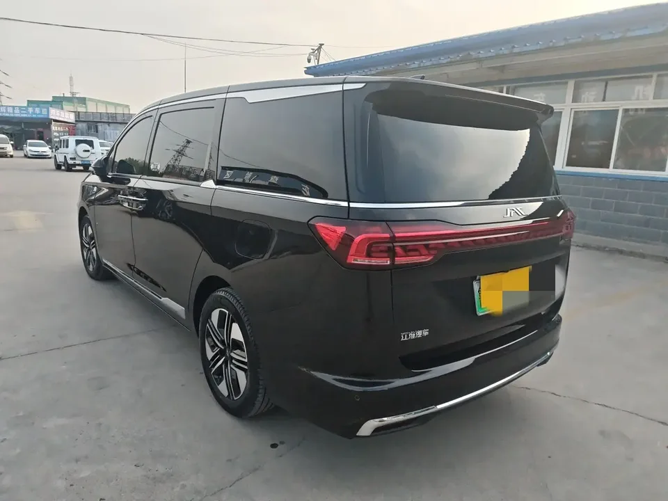 JAC Ruifeng RF8 PHEV Zhiling Edition 1.5T 150KM Flagship Model 2026 — миниатюра 2