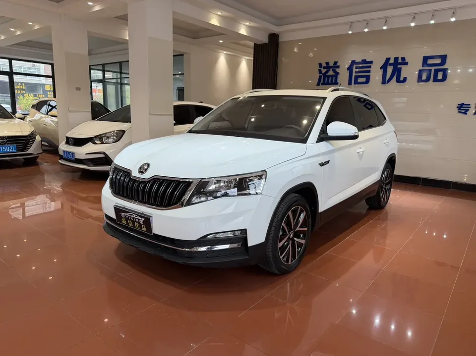 Skoda Comek Komic 2023 1.5L automatic comfort version 2023 — фото 1, купить с доставкой в Москву