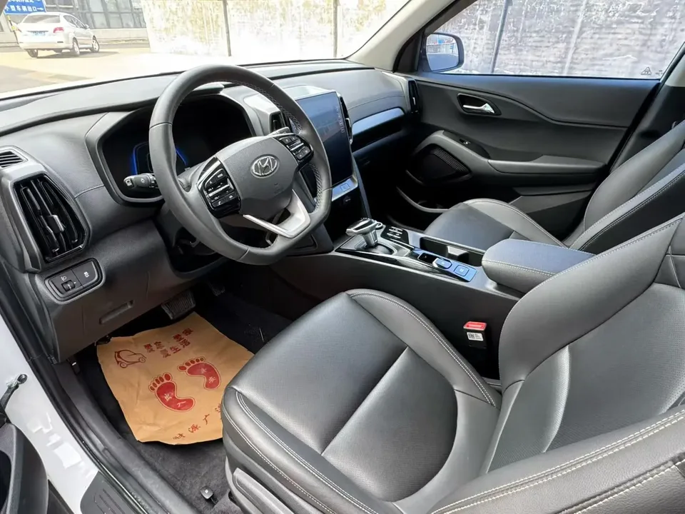 Hyundai ix35 Hyundai ix35 2021 2.0L Automatic 2WD Leading Edition GLS 2022 — миниатюра 3