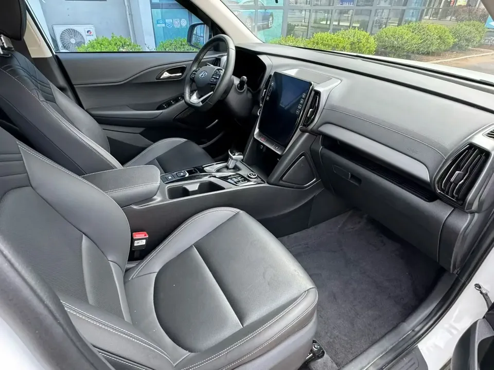 Hyundai ix35 Hyundai ix35 2021 2.0L Automatic 2WD Leading Edition GLS 2022 — миниатюра 5