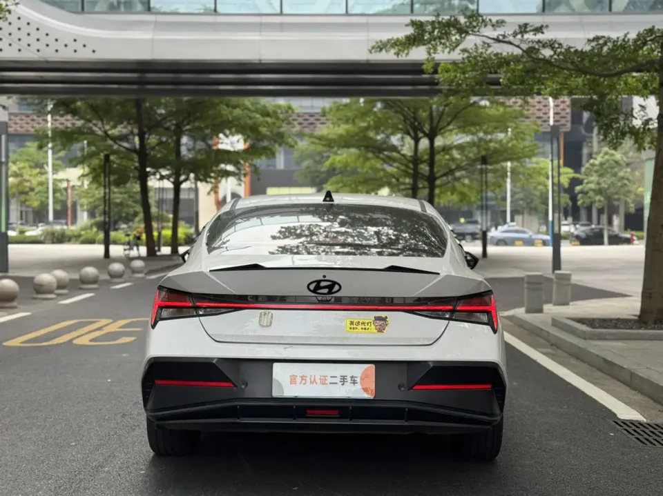 Hyundai Elantra Elantra 2023 1.5L CVT LUX Premium Edition 2024 — thumbnail 2