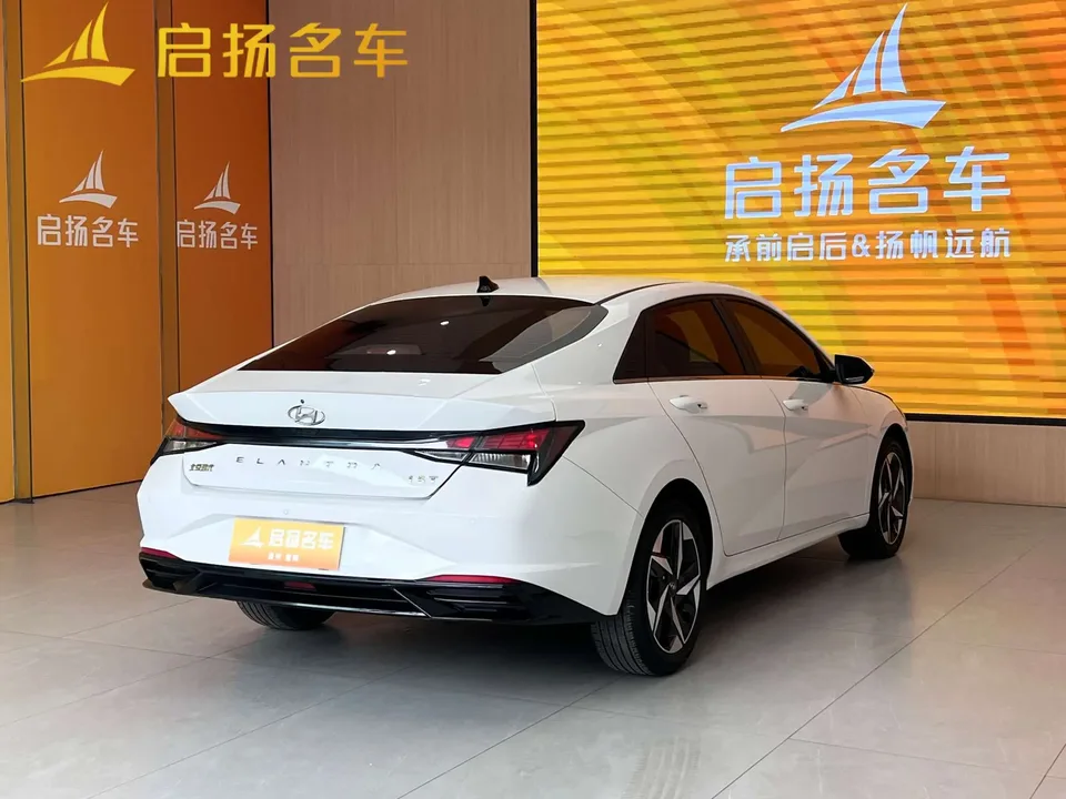 Hyundai Elantra 1.5L CVT GLX Elite Edition 2022 — миниатюра 2
