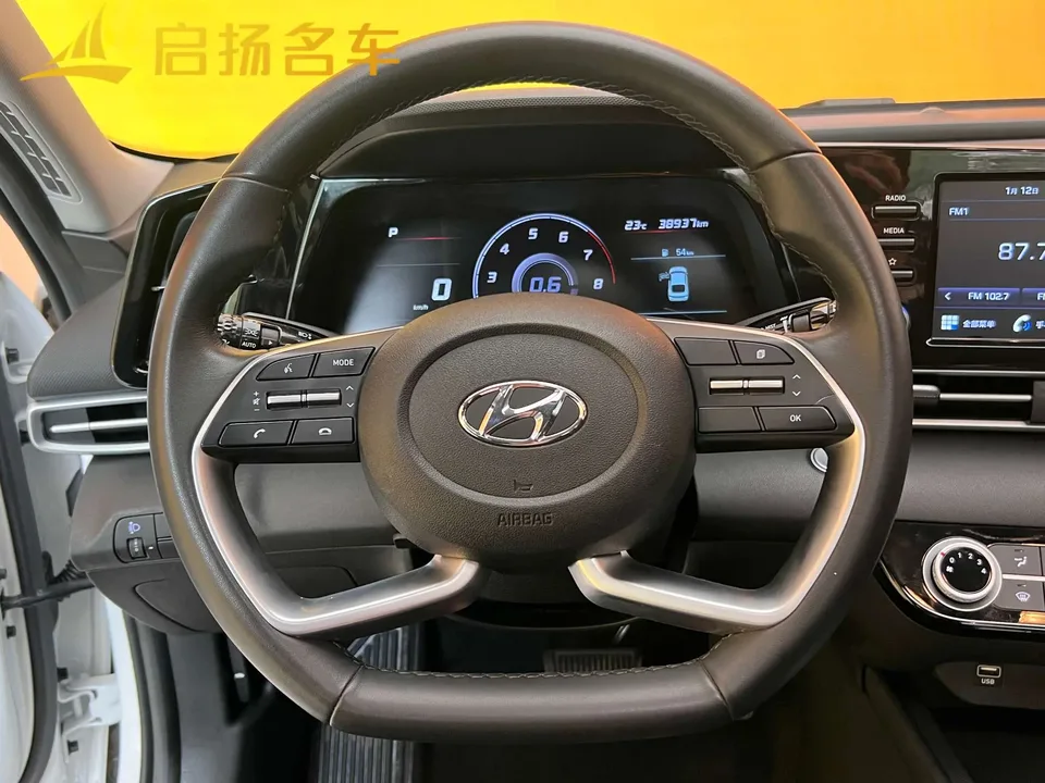 Hyundai Elantra 1.5L CVT GLX Elite Edition 2022 — миниатюра 5