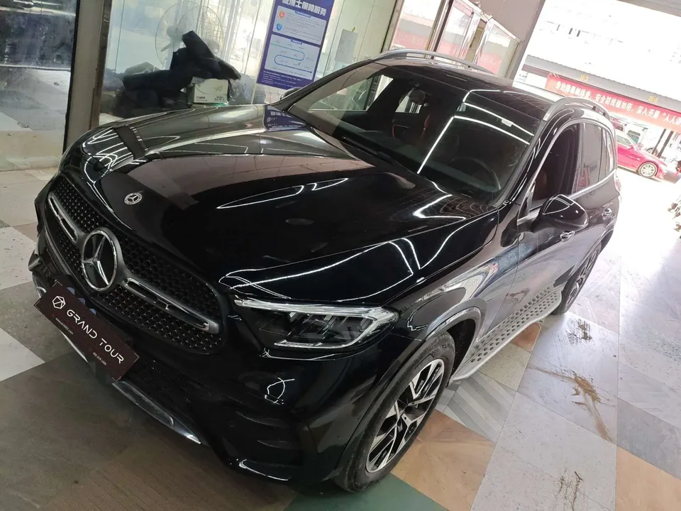 Mercedes-Benz GLC-Class GLC 2023 GLC 260 L 4MATIC luxury 5-seater 2023 — photo 1, buy with delivery to Moscow
