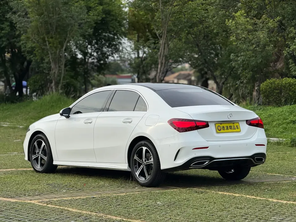 Mercedes-Benz Mercedes Benz A Class second facelift A 200 L fashion version 2024 — миниатюра 2