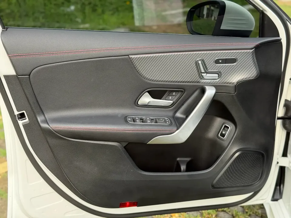 Mercedes-Benz Mercedes Benz A Class second facelift A 200 L fashion version 2024 — миниатюра 3