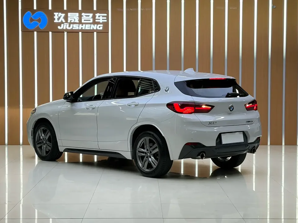 BMW X2 facelift sDrive25i M off-road package 2022 — миниатюра 4