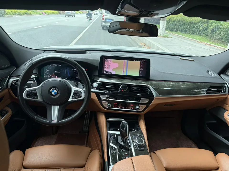 BMW 6 Series GT BMW 6 Series GT 2021 630i M Sport Package 2022 — thumbnail 3