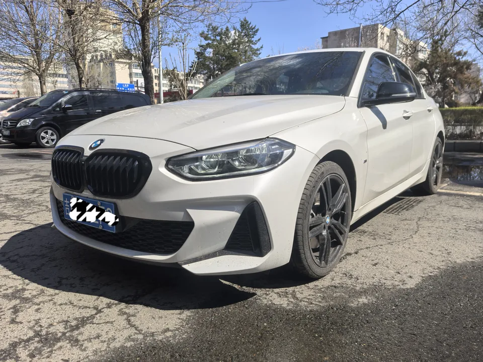 BMW 1 Series 2023