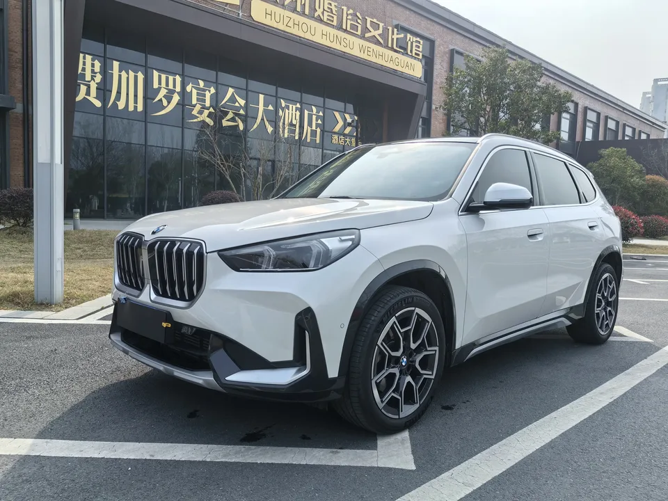 BMW X1 2025