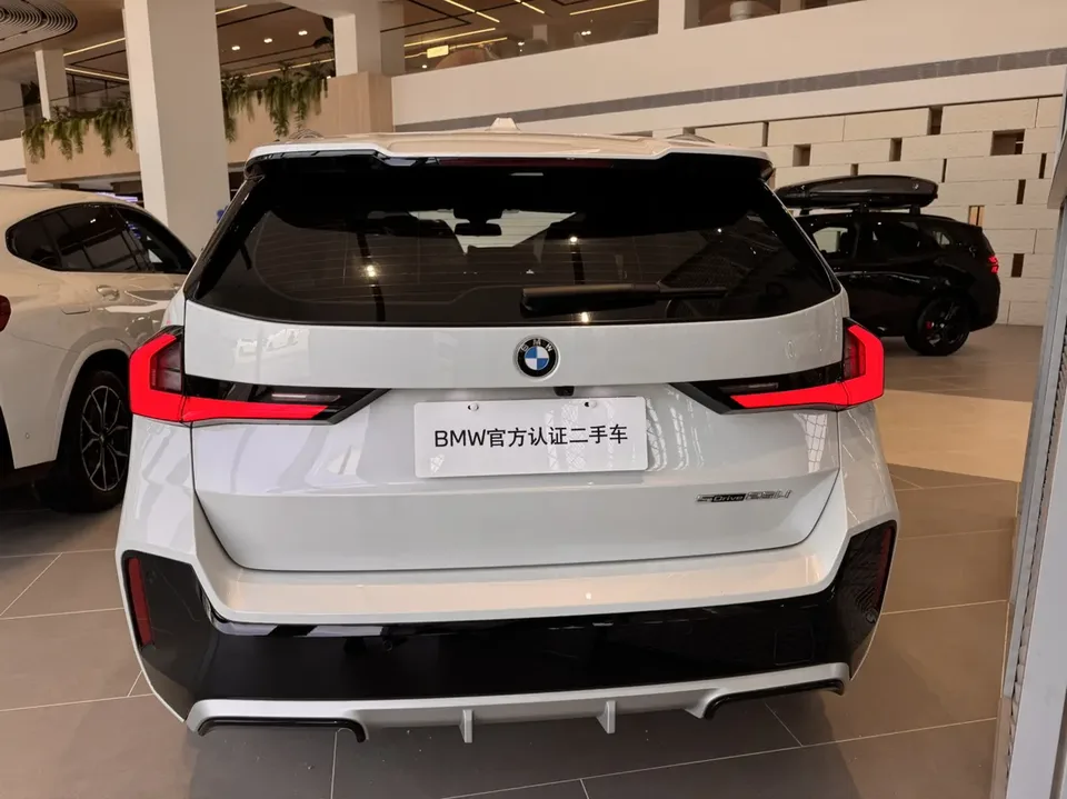 BMW X1 BMW X1 2023 sDrive25Li M Sport Package 2024 — миниатюра 4