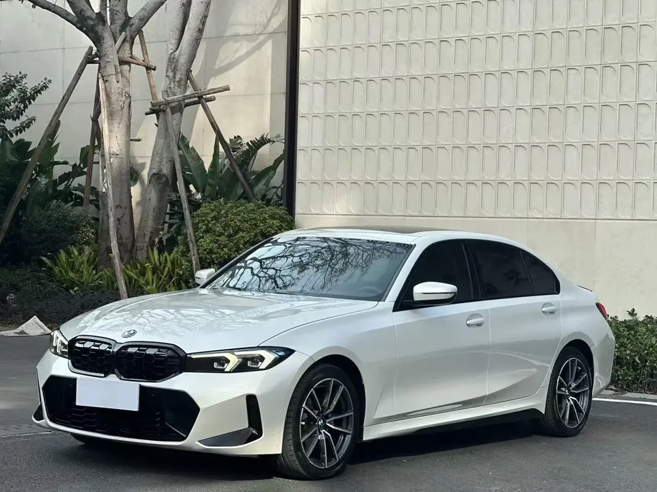 BMW 3 Series 2023