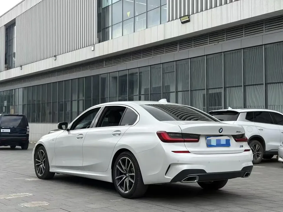 BMW 3 Series facelift 325Li M Sport package 2022 — миниатюра 4