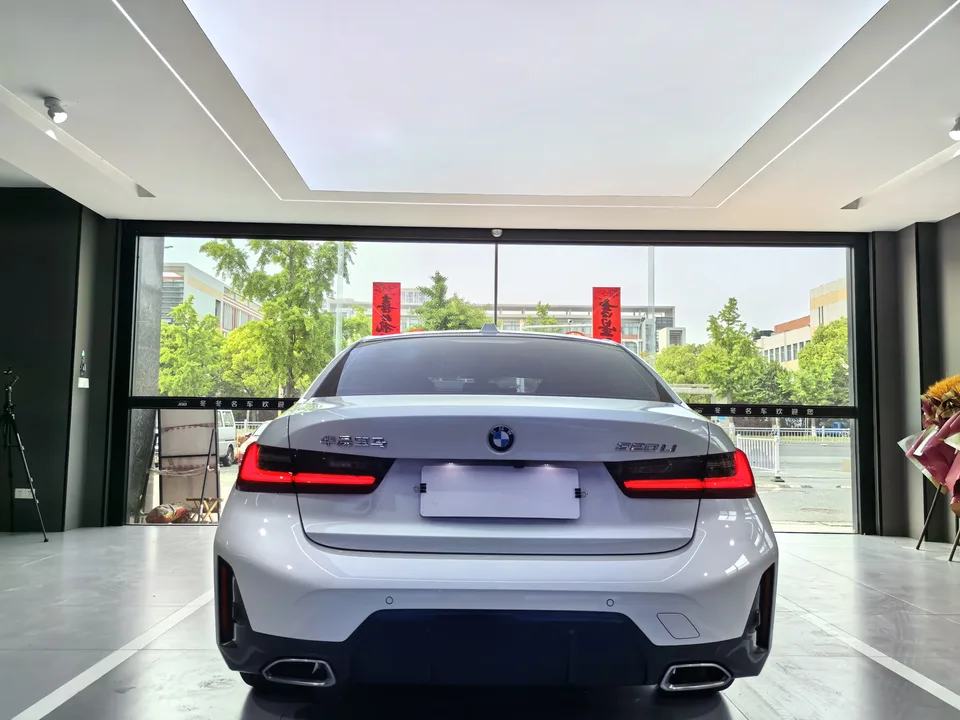 BMW 3 Series BMW 3 Series 2023 320Li M Sport Package 2024 — миниатюра 2