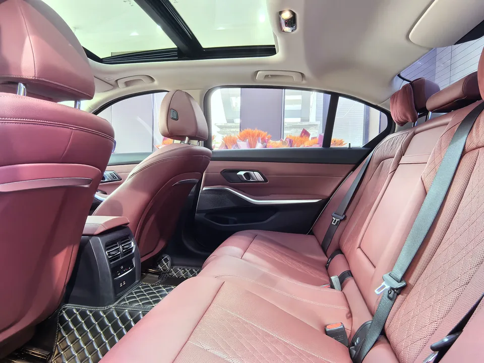 BMW 3 Series BMW 3 Series 2023 320Li M Sport Package 2024 — миниатюра 3