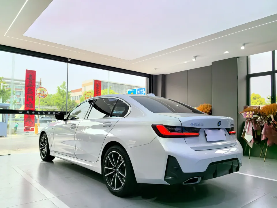 BMW 3 Series BMW 3 Series 2023 320Li M Sport Package 2024 — миниатюра 4