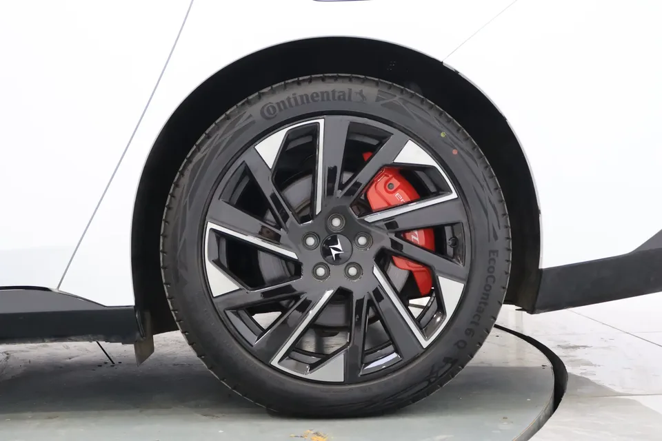 Dongfeng YiPai 007 2025
