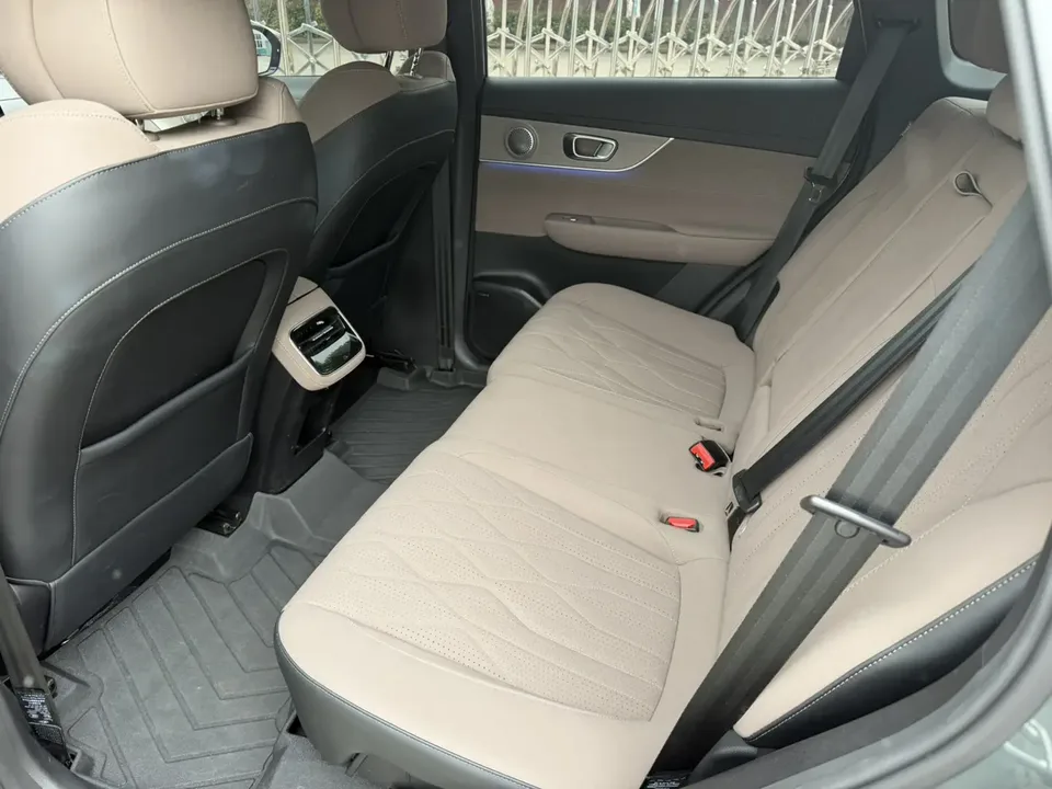 Chery Fengyun T8 1.5T 130km Premium Edition 2025 — миниатюра 5