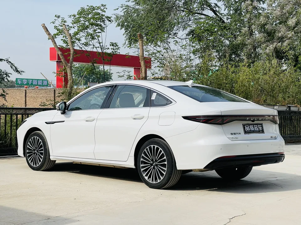 Chery Fengyun A8L Fengyun A8L 2025 145km Luxury Model 2026 — миниатюра 2