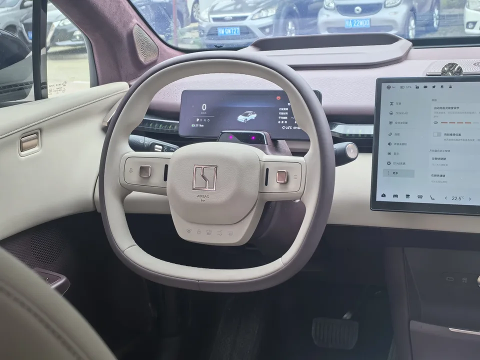 Zeekr X YOU version four-seat rear drive 2023 — миниатюра 3