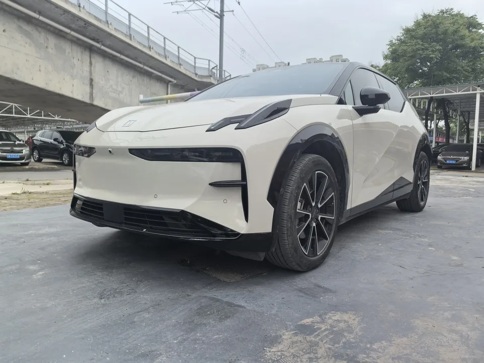 Zeekr X 2023