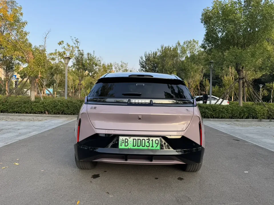 Zeekr X ZEEKR X 2025 five-seat rear-wheel drive long-range version 2025 — миниатюра 2