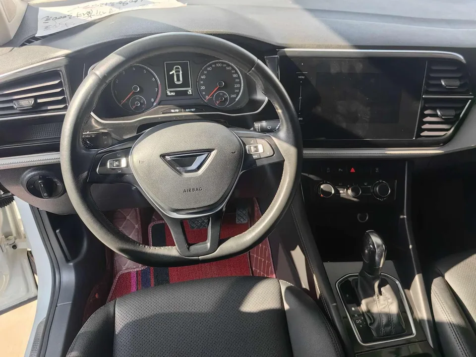 Jetta VS7 280TSI Automatic Honor Edition 2023 — миниатюра 4