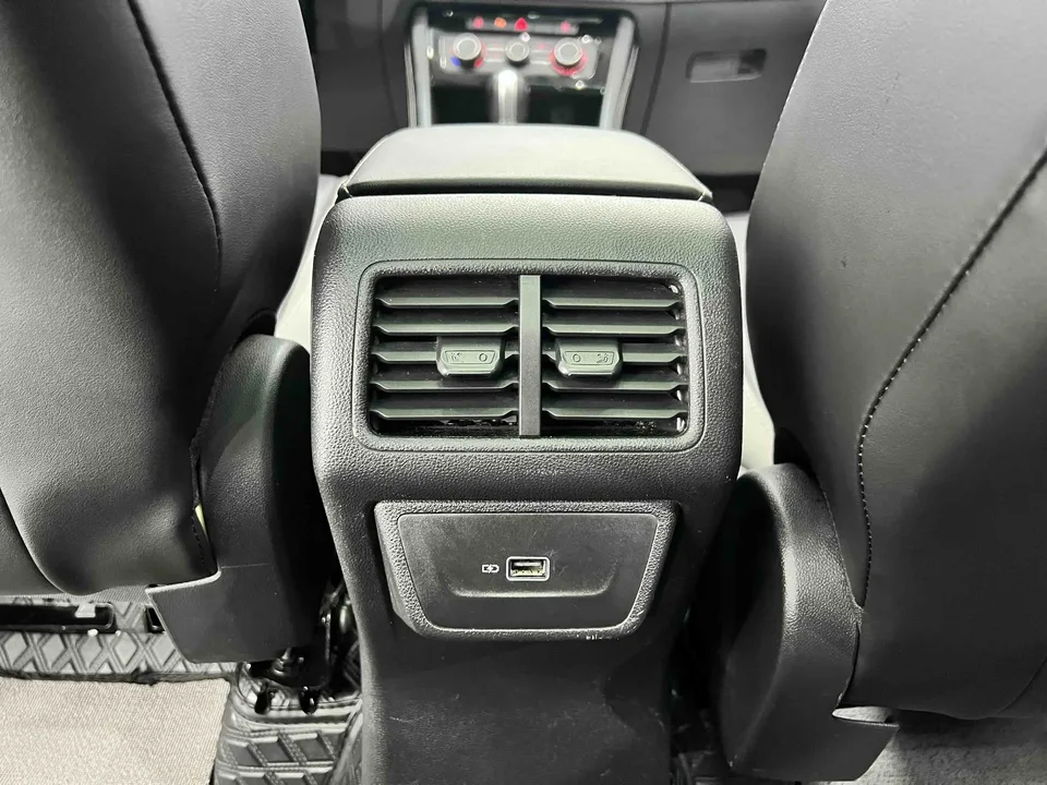 Jetta VS7 Panda Edition 1.4T Automatic Enjoy Edition Pro 2023 — миниатюра 4