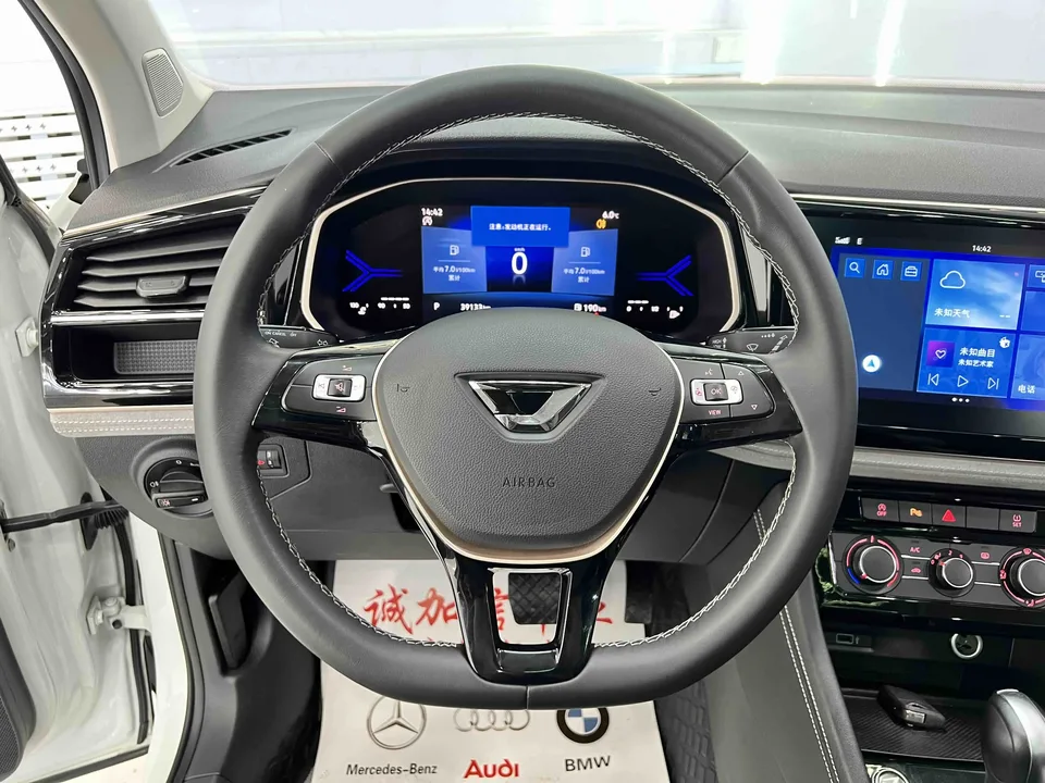 Jetta VS7 Panda Edition 1.4T Automatic Enjoy Edition Pro 2023 — миниатюра 5