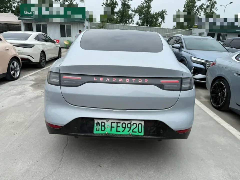 Leapmotor Zero running C01 Extended Range 216 Comfort Edition 2024 — миниатюра 2