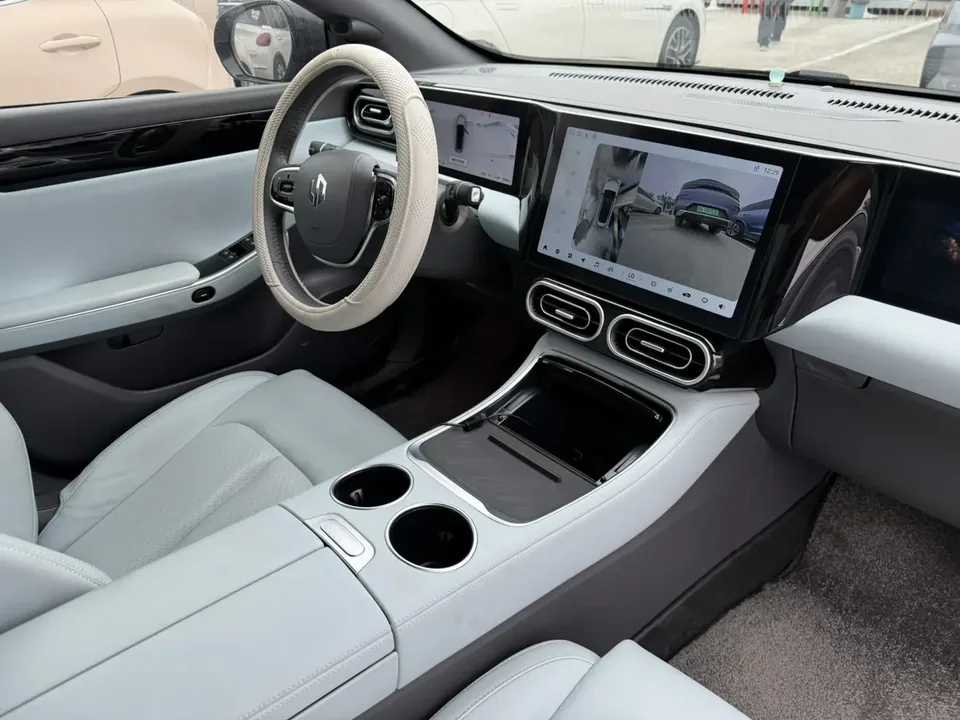 Leapmotor Zero running C01 Extended Range 216 Comfort Edition 2024 — миниатюра 5