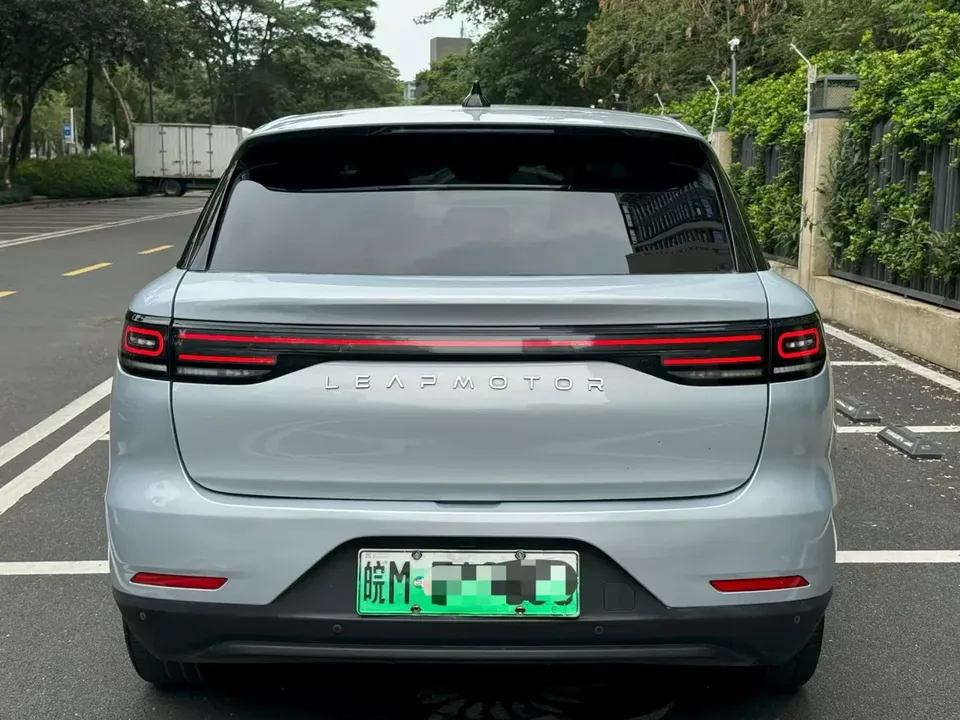 Leapmotor Zero running C11 Zero running C11 2023 Extended Range 180 Comfort Edition 2023 — thumbnail 4