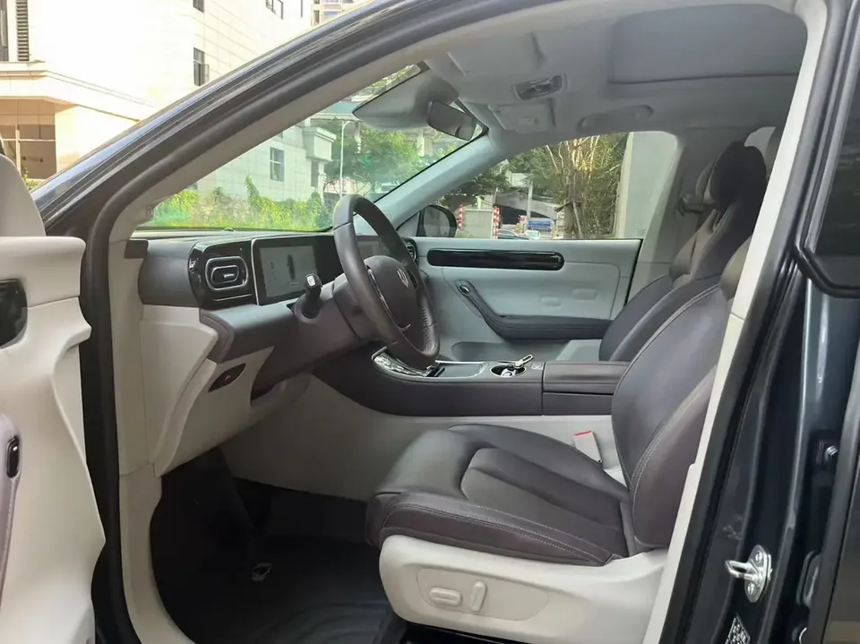 Leapmotor Zero running C11 500 Comfort Edition 2024 — миниатюра 5