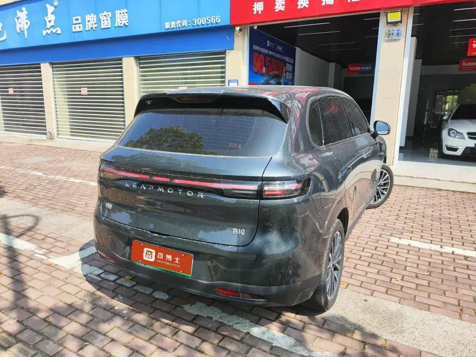 Leapmotor B10 510 Enjoy Edition 2025 — миниатюра 4