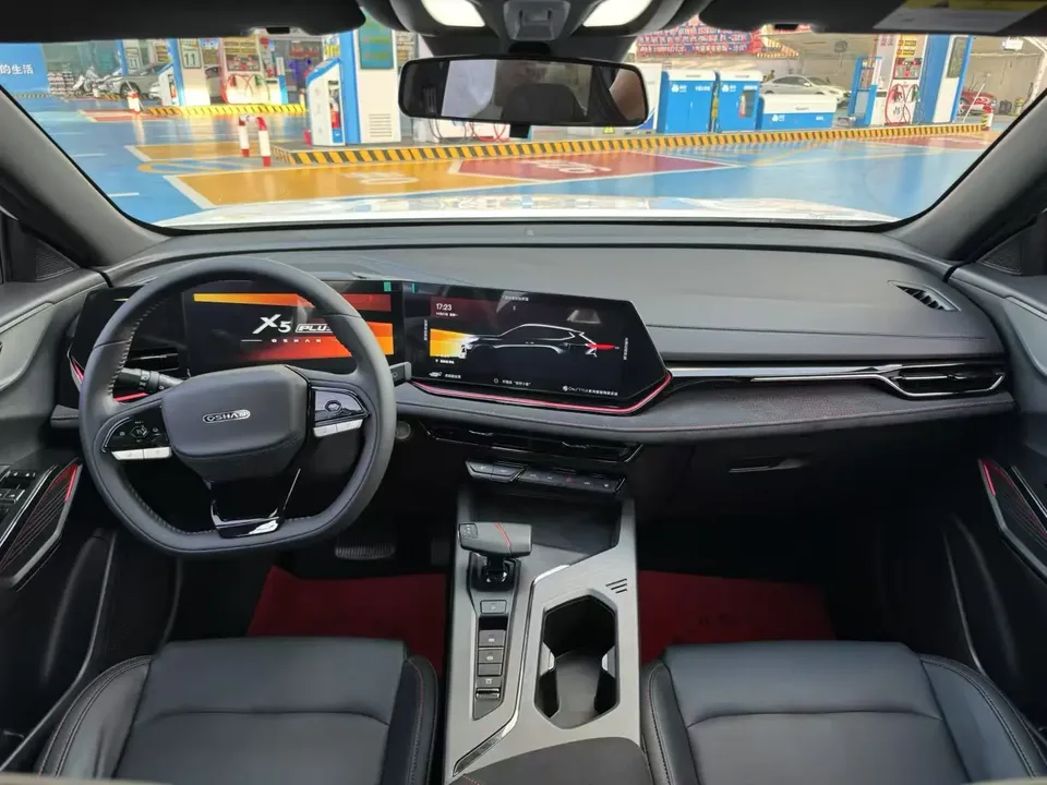 Oshan Changan Auchan X5 PLUS Changan Auchan X5 PLUS 2023 1.5T DCT pilot model 2024 — миниатюра 4